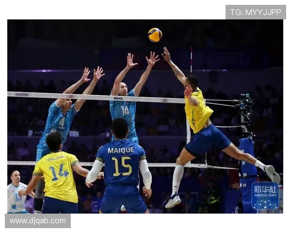 排球联赛总决赛暴力扣杀视觉感